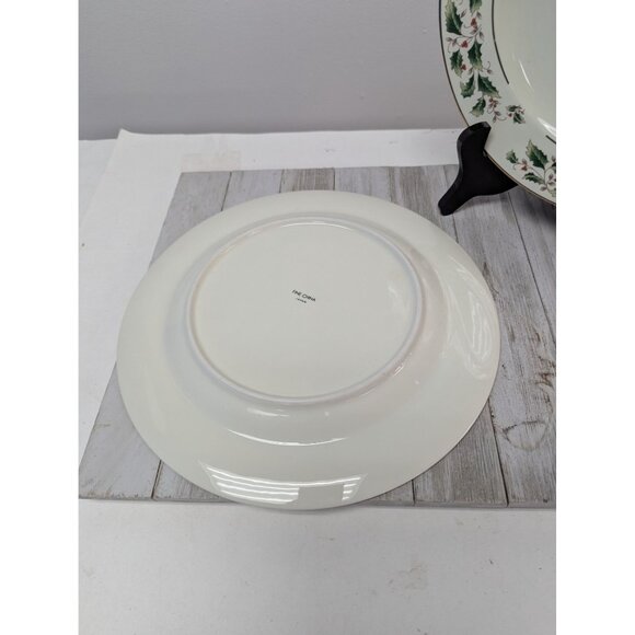 Porcelain Dinner Plates Set 2 "A Season Of Wonder" Christmas Holly Design - Picture 4 of 7